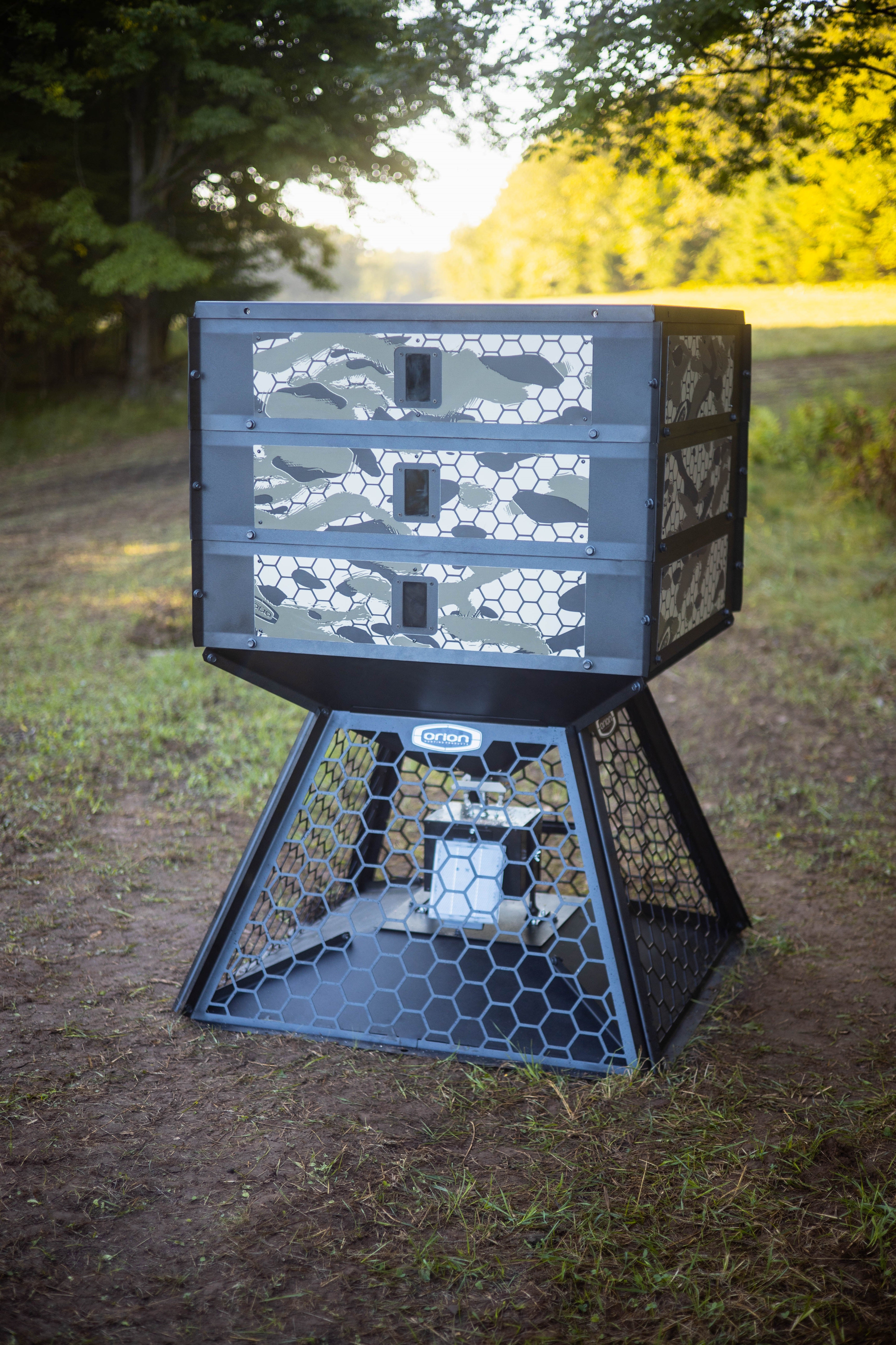 750lbs -  Orion Modular Stand and Fill Deer Feeder