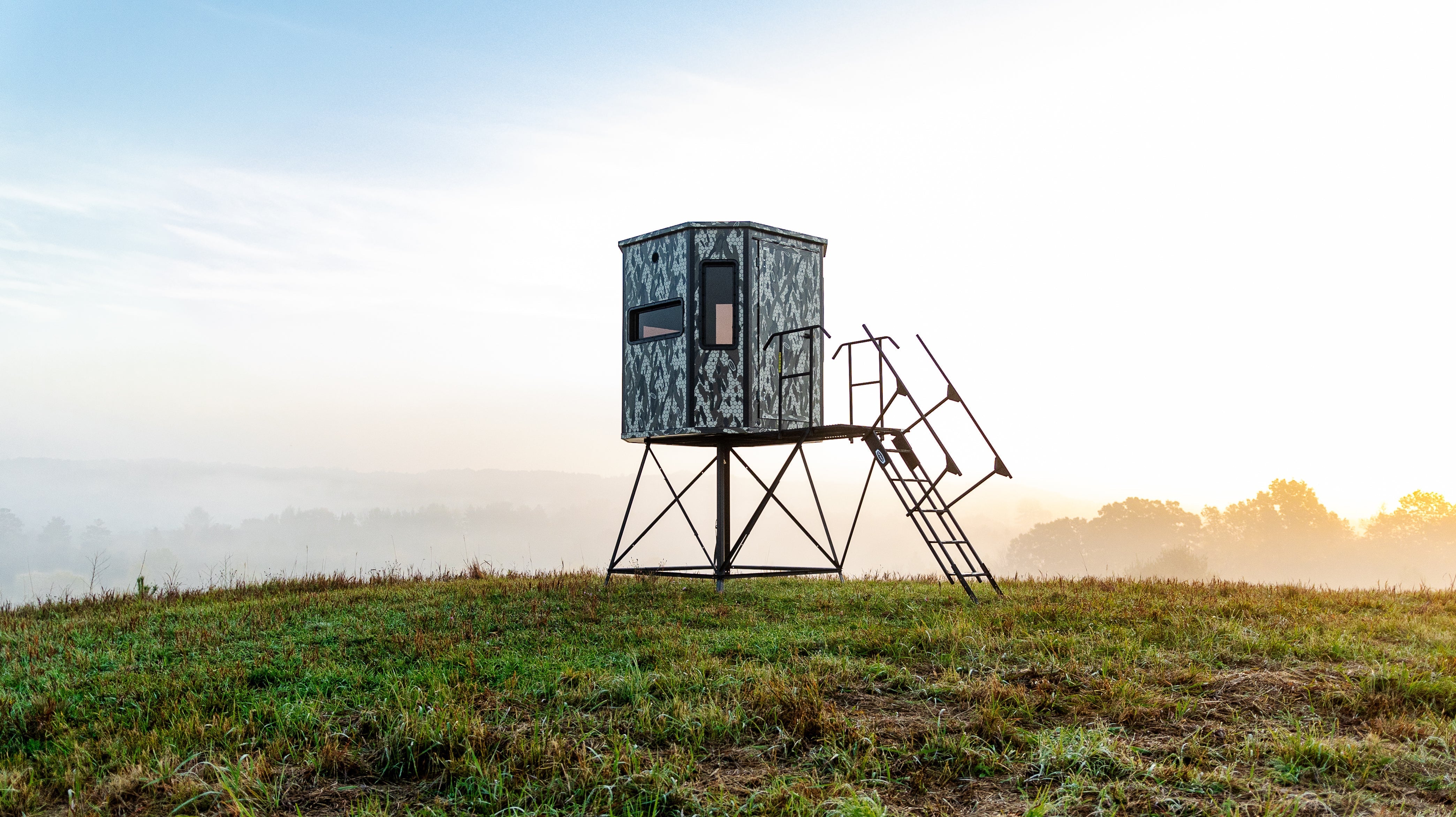 Orion 68VT - Modular Archery Deer Hunting Blind with Tinted Windows