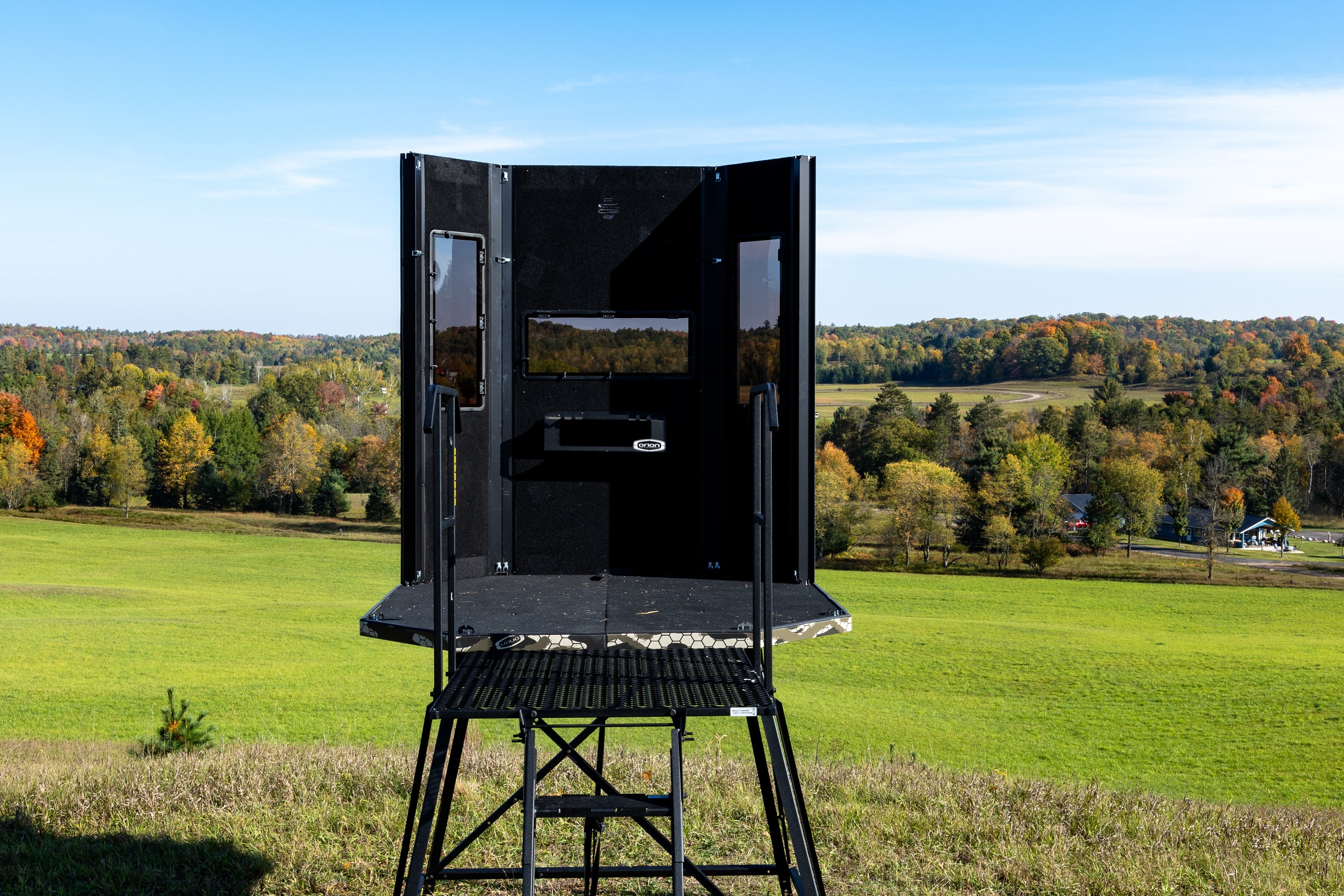 Orion 68VT - Modular Archery Deer Hunting Blind with Tinted Windows